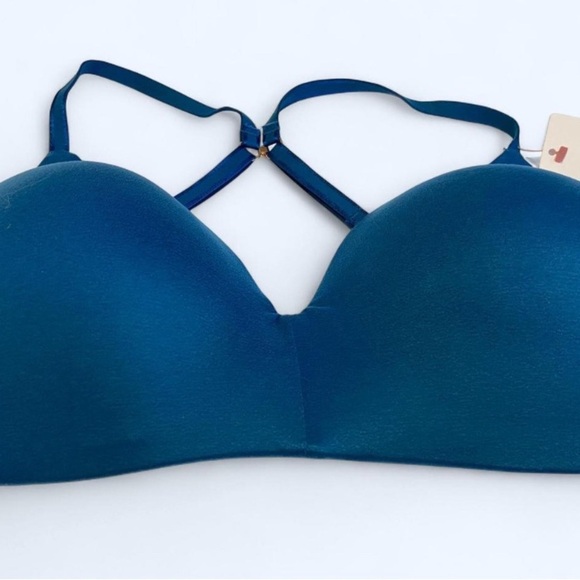 Secret Treasures Blue Seamless Bra with Criss-Cross Detail - Picture 1 of 5